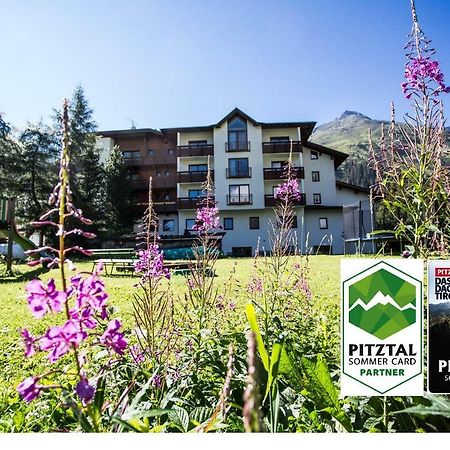 Hotel Gletscherblick Sankt Leonhard im Pitztal Exterior photo